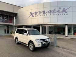 Bianco pastello Usata 2010 Mitsubishi Pajero Instyle SUV | 16.990 € (Molto cara)