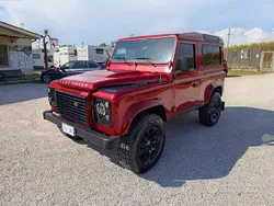 Rosso Usata 2012 Land Rover Defender SUV | 37.300 € (Buon prezzo)