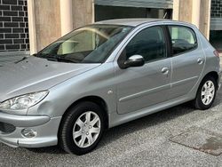 Grigio Usata 2008 Peugeot 206 Tre volumi | 1500 €