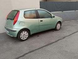 Verde Usata 2001 Fiat Punto Tre volumi | 1500 €