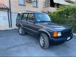 Grigio Usata 2002 Land Rover Discovery 2 SUV | 6999 € (Ottimo prezzo)