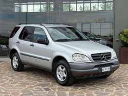 Argento Usata 1998 Mercedes ML230 SUV | 9500 €