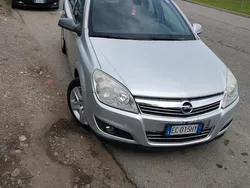 Usata 2010 Opel Astra Station wagon | 3500 € (Cara)