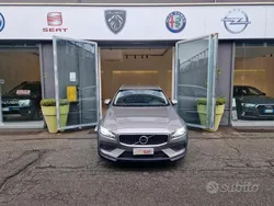 Marrone Usata 2020 Volvo V60 CC Business Edition Station wagon | 19.000 € (Ottimo prezzo)