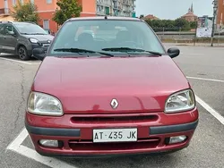 Usata 1997 Renault Clio Due volumi | 1890 €