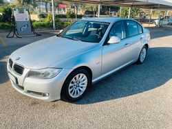 Grigio Usata 2009 BMW 320 Tre volumi | 4299 € (Buon prezzo)