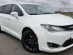 Other Usata 2018 Chrysler Pacifica Touring SUV | 29.999 €