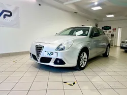 Grigio Usata 2011 Alfa Romeo Giulietta Distinctive Due volumi | 3700 € (Super prezzo)