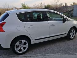 Usata 2012 Peugeot 3008 Allure Monovolume | 5900 € (Buon prezzo)