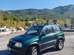 Verde Usata 2003 Suzuki Grand Vitara SUV | 4000 €