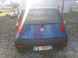 Blu Usata 2005 Fiat Punto Due volumi | 2000 € (Buon prezzo)
