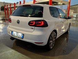 Bianco Usata 2009 VW Golf VI Due volumi | 6000 €