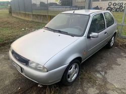 Other Usata 1996 Ford Fiesta Ghia Tre volumi | 700 € (Ottimo prezzo)