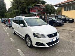 Bianco metallizzato Usata 2011 Seat Alhambra Reference Monovolume | 7500 € (Molto cara)