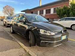 Grigio Usata 2018 VW Golf Highline Tre volumi | 13.900 € (Buon prezzo)