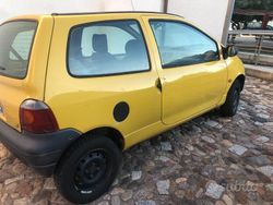 Giallo Usata 1995 Renault Twingo Due volumi | 1300 €