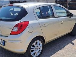 Oro Usata 2008 Opel Corsa Tre volumi | 3500 € (Buon prezzo)