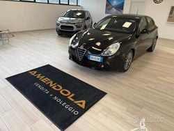 Nero Usata 2012 Alfa Romeo Giulietta Distinctive Tre volumi | 6900 € (Buon prezzo)
