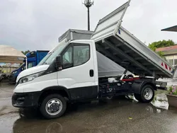 Bianco Usata 2021 Iveco Daily Furgone | 32.900 € (Molto cara)