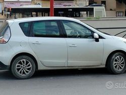 Bianco Usata 2014 Renault Scénic III Monovolume | 5800 € (Buon prezzo)