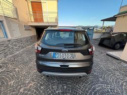 Grigio Usata 2017 Ford Kuga SUV | 12.000 € (Super prezzo)