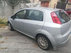 Grigio Usata 2008 Fiat Grande Punto Due volumi | 1400 € (Super prezzo)