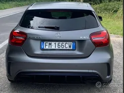 Grigio Usata 2017 Mercedes A45 AMG AMG Tre volumi | 30.900 € (Buon prezzo)