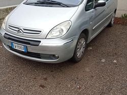 Grigio Usata 2005 Citroën Xsara Tre volumi | 1100 €