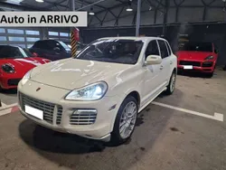 Bianco Usata 2010 Porsche Cayenne Turbo S SUV | 23.950 €