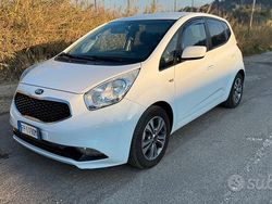 Bianco Usata 2018 Kia Venga Due volumi | 9000 € (Buon prezzo)