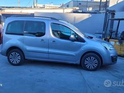 Grigio Usata 2016 Peugeot Partner Monovolume | 4500 € (Molto cara)