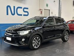 Nero Usata 2020 Kia Stonic SUV | 14.900 € (Buon prezzo)