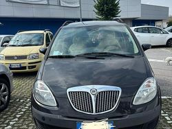 Marrone Usata 2007 Lancia Musa Monovolume | 3000 €