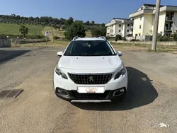 Bianco Usata 2018 Peugeot 2008 S SUV | 10.900 € (Buon prezzo)