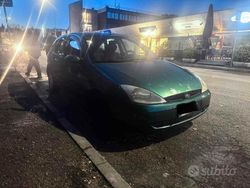 Verde Usata 2001 Ford Focus Due volumi | 550 € (Ottimo prezzo)