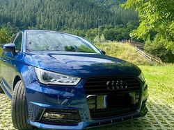Blu Usata 2016 Audi A1 S-Line Due volumi | 14.000 € (Buon prezzo)