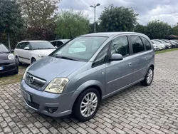 Grigio Usata 2009 Opel Meriva Enjoy Monovolume | 2890 € (Buon prezzo)