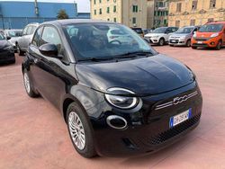Nero Usata 2022 Fiat 500e Action Tre volumi | 13.000 € (Super prezzo)