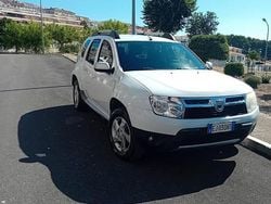 Bianco Usata 2011 Dacia Duster SUV | 3800 € (Buon prezzo)