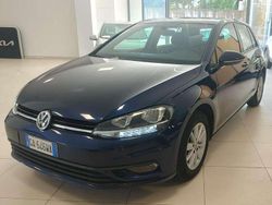 Blu/azzurro Usata 2019 VW Golf VII Tre volumi | 15.400 € (Buon prezzo)