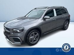 Grigio Nuova 2025 Mercedes GLB200 AMG SUV | 50.350 € (Buon prezzo)