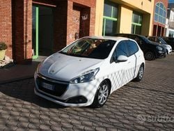 Bianco Usata 2019 Peugeot 208 Active Due volumi | 9500 € (Super prezzo)