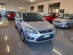 Argento Usata 2010 Ford Focus Style Station wagon | 4900 € (Buon prezzo)