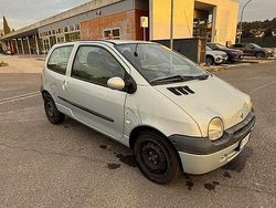 Usata 2006 Renault Twingo Due volumi | 1400 € (Buon prezzo)