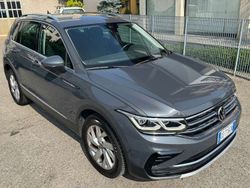 Delfingrau metallic Usata 2021 VW Tiguan Elegance SUV | 24.900 € (Buon prezzo)