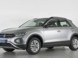 Argento Usata 2024 VW T-Roc Life SUV | 26.800 € (Buon prezzo)