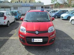 Rosso metallizzato Usata 2012 Fiat Panda Easy Due volumi | 5900 € (Cara)