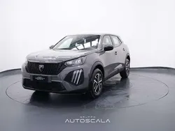 Grigio selenium Usata 2023 Peugeot 2008 Active SUV | 18.990 € (Buon prezzo)