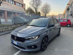 Grigio metallizzato Usata 2018 Fiat Tipo Lounge Station wagon | 10.500 € (Buon prezzo)