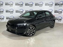 Nero Nuova 2025 Opel Corsa Tre volumi | 16.390 € (Buon prezzo)